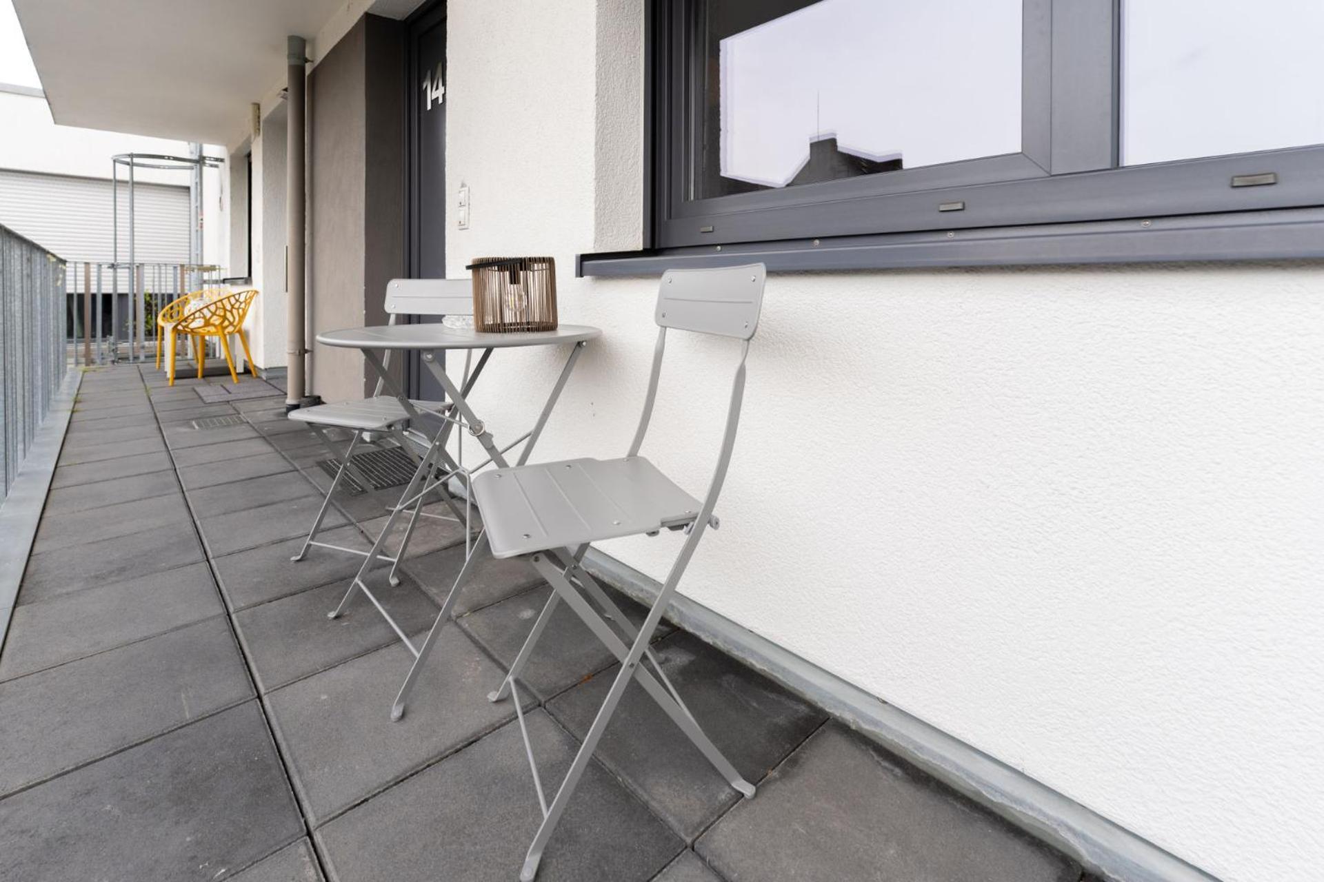 Modernes Apartment Mit Privatem Stellplatz Wenige Minuten Von Der Innenstadt & Mosel Coblença Exterior foto